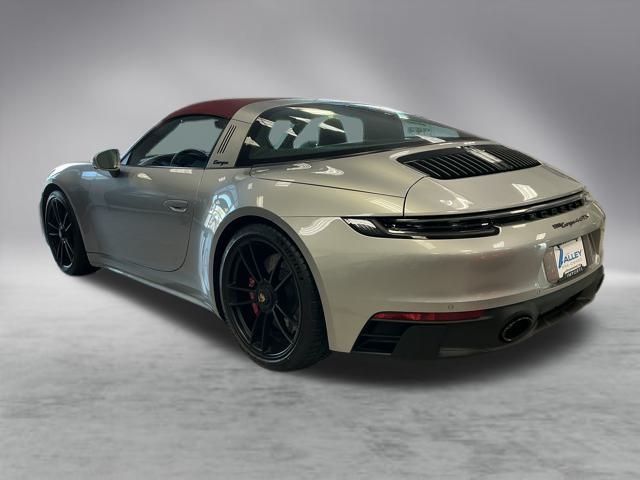 2023 Porsche 911 Targa 4 GTS photo 3