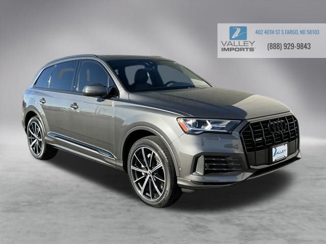 2021 Audi Q7 Premium Plus's photo