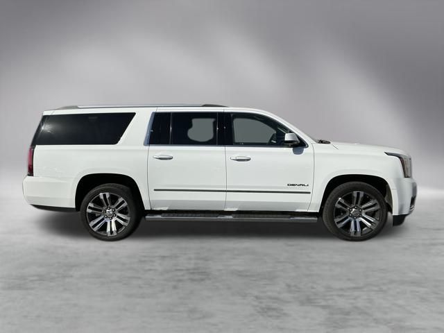 2017 Gmc Yukon XL Denali photo 3