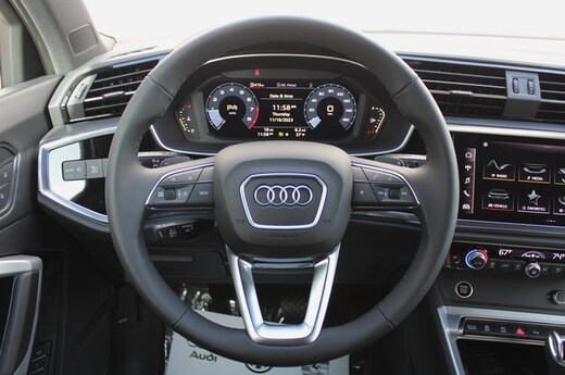 2024 Audi Q3: 58 Interior Photos