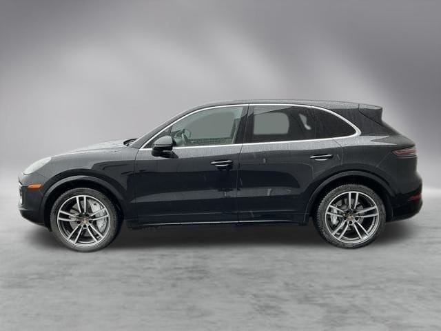 2022 Porsche Cayenne Turbo photo 3