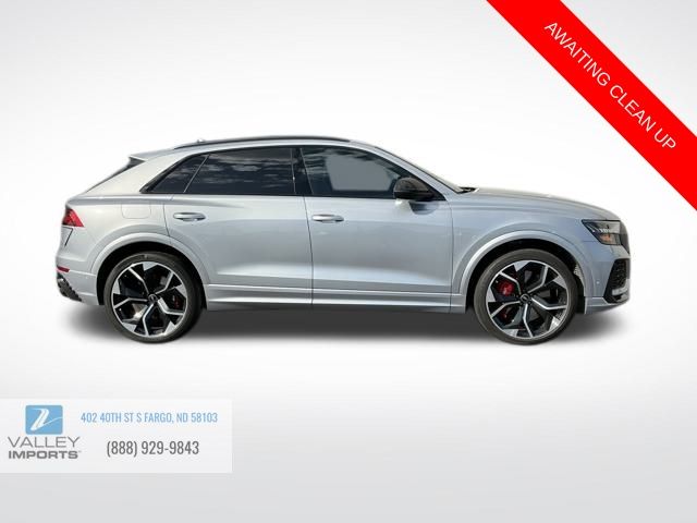 2021 Audi RS Q8 photo 2