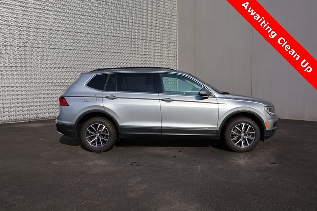 Used 2020 Volkswagen Tiguan SE with VIN 3VV2B7AX1LM126135 for sale in Fargo, ND