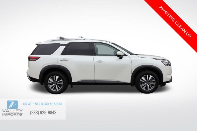 Used 2024 Nissan Pathfinder SL with VIN 5N1DR3CC7RC243021 for sale in Fargo, ND