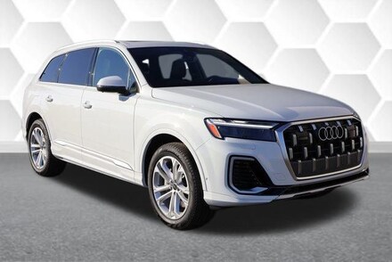 2025 Audi Q7 55 Premium Plus SUV