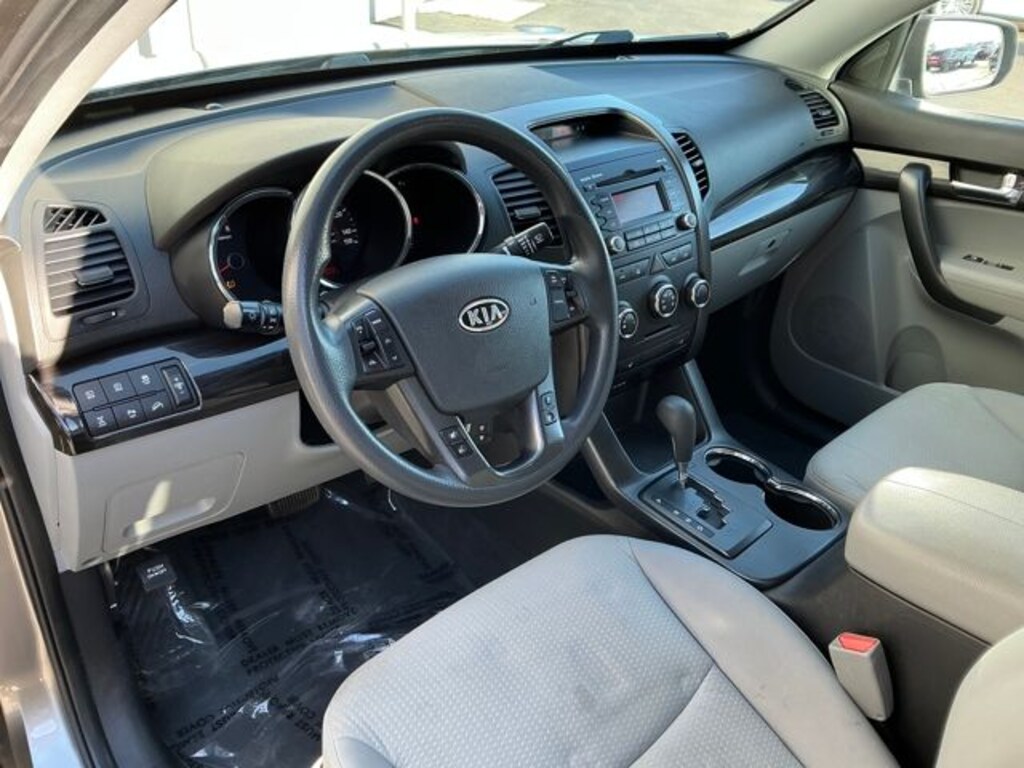 Used 2011 Kia Sorento LX SUV