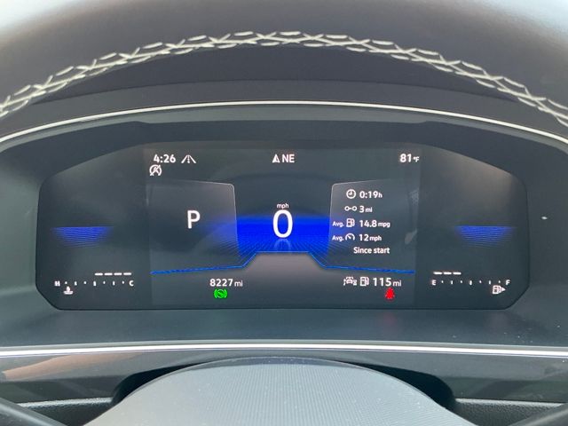 2024 Volkswagen Tiguan SE Wolfsburg Edition photo 2