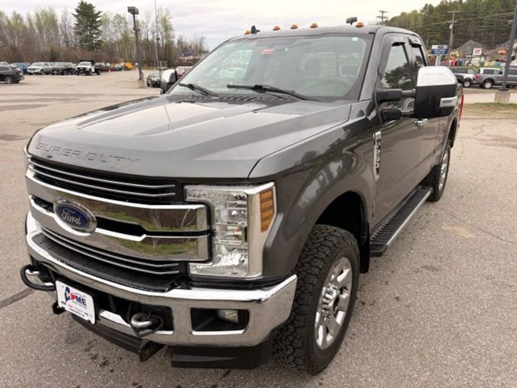 Used 2019 Ford F-250SD Lariat Truck