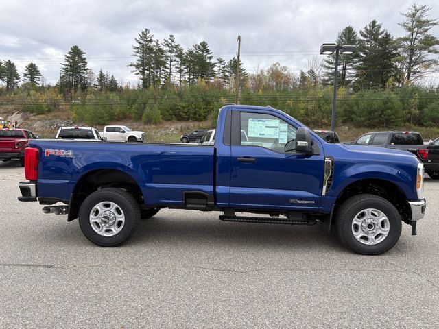 2026 Ford F-350 Super Duty XLT - Photo 3