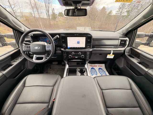 2025 Ford F-350 Super Duty Lariat - Photo 25
