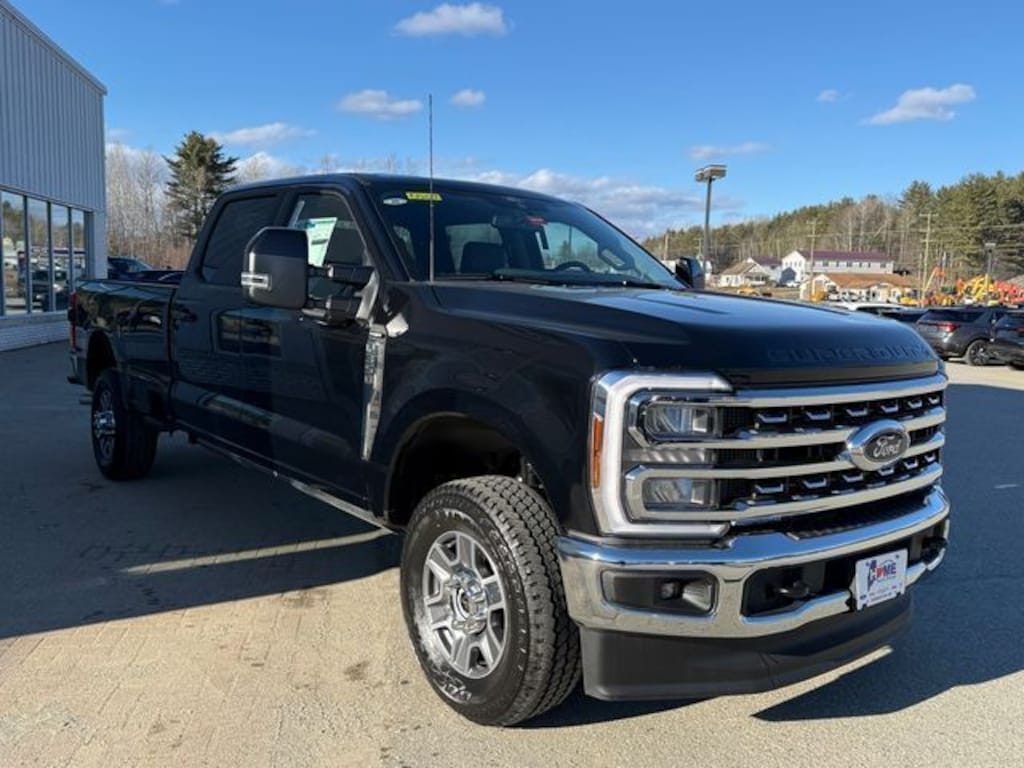New 2026 Ford F-350SD Lariat Truck