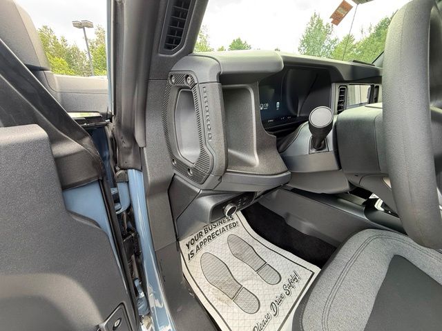 2025 Ford Bronco 4-Door Base - Photo 33