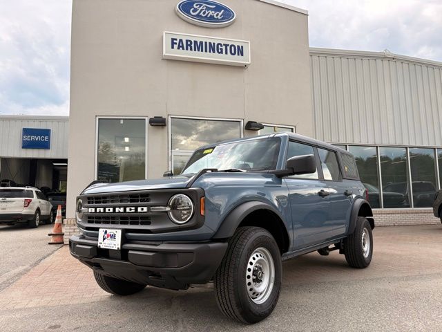 2025 Ford Bronco Base 4x4's photo
