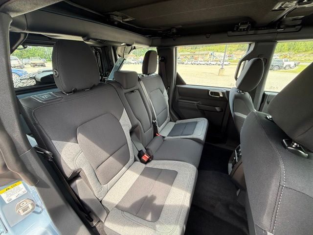 2025 Ford Bronco 4-Door Base - Photo 17