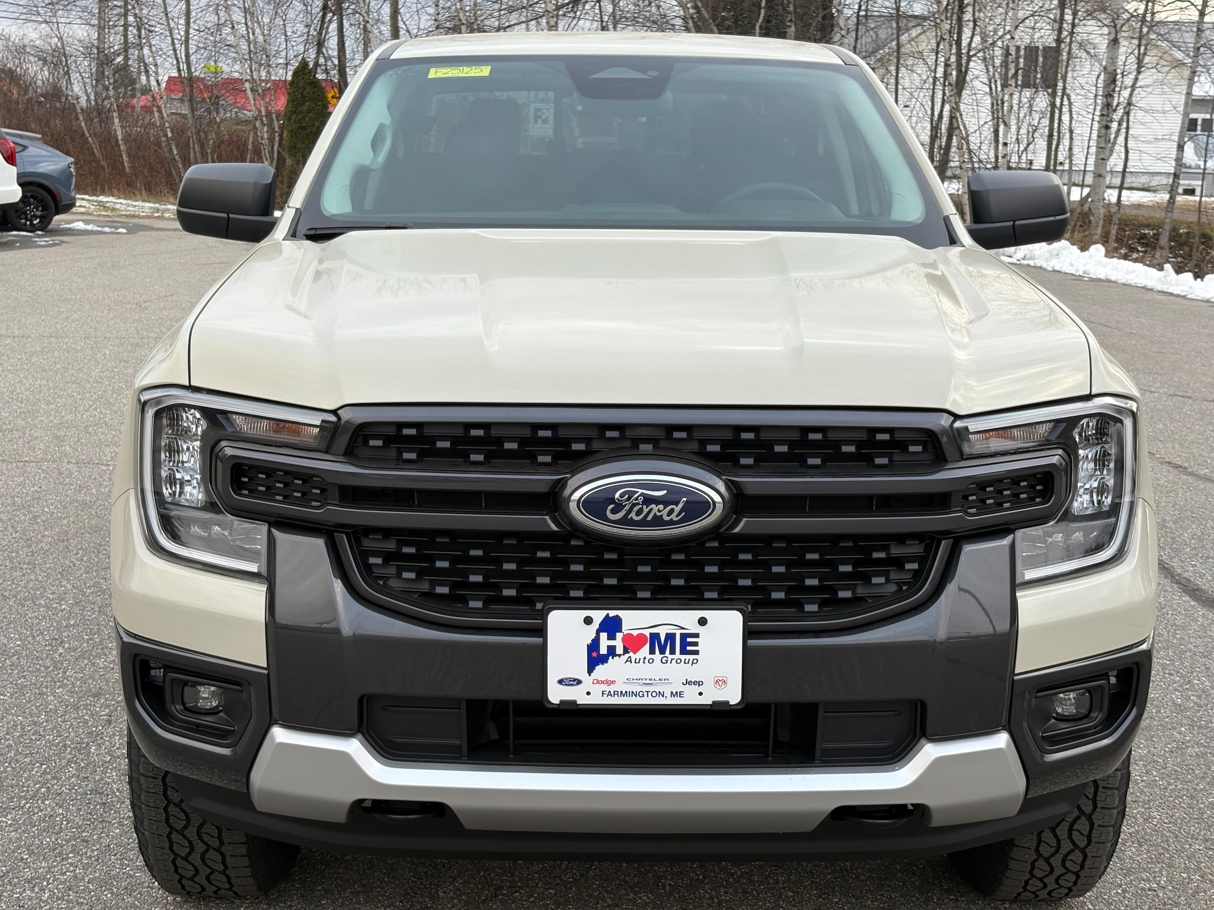 2025 Ford Ranger XLT photo 2