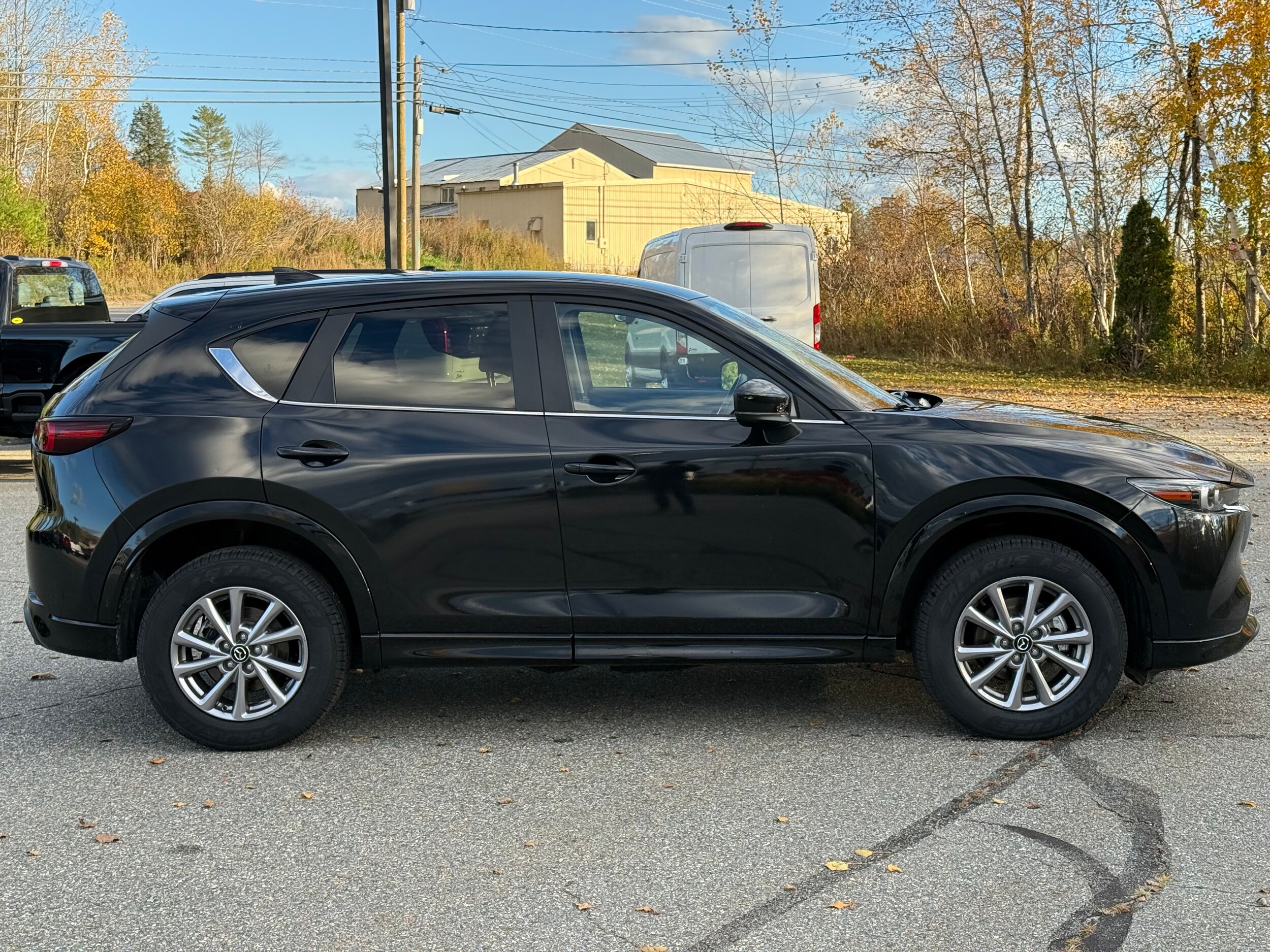 2024 Mazda CX-5 Select photo 3