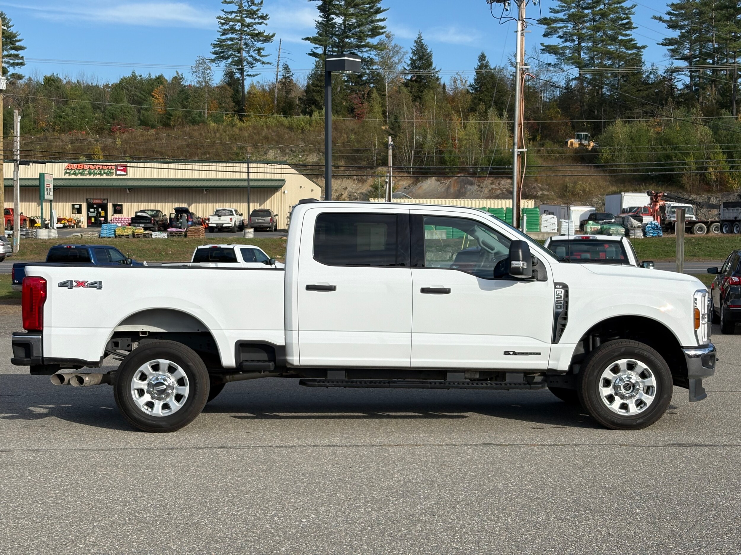 2024 Ford F-250 XLT photo 3