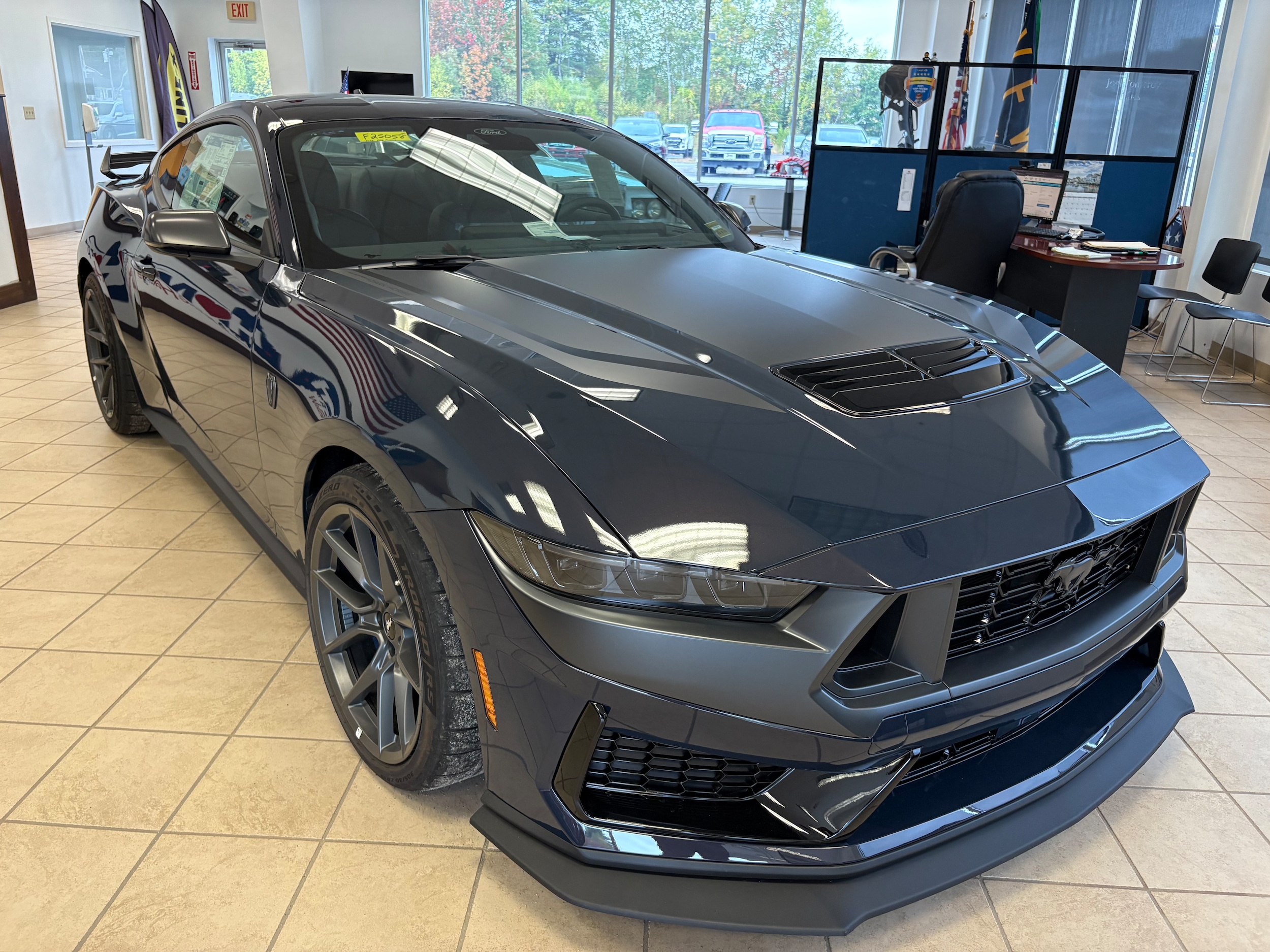2025 Ford Mustang COUPE 