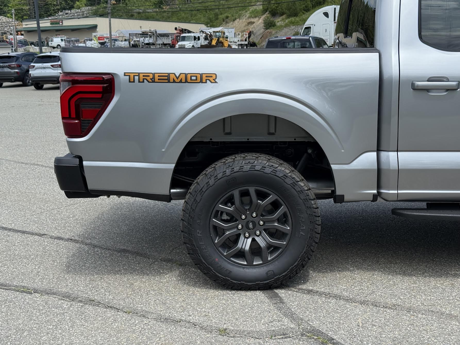 2025 Ford F-150 Tremor photo 4