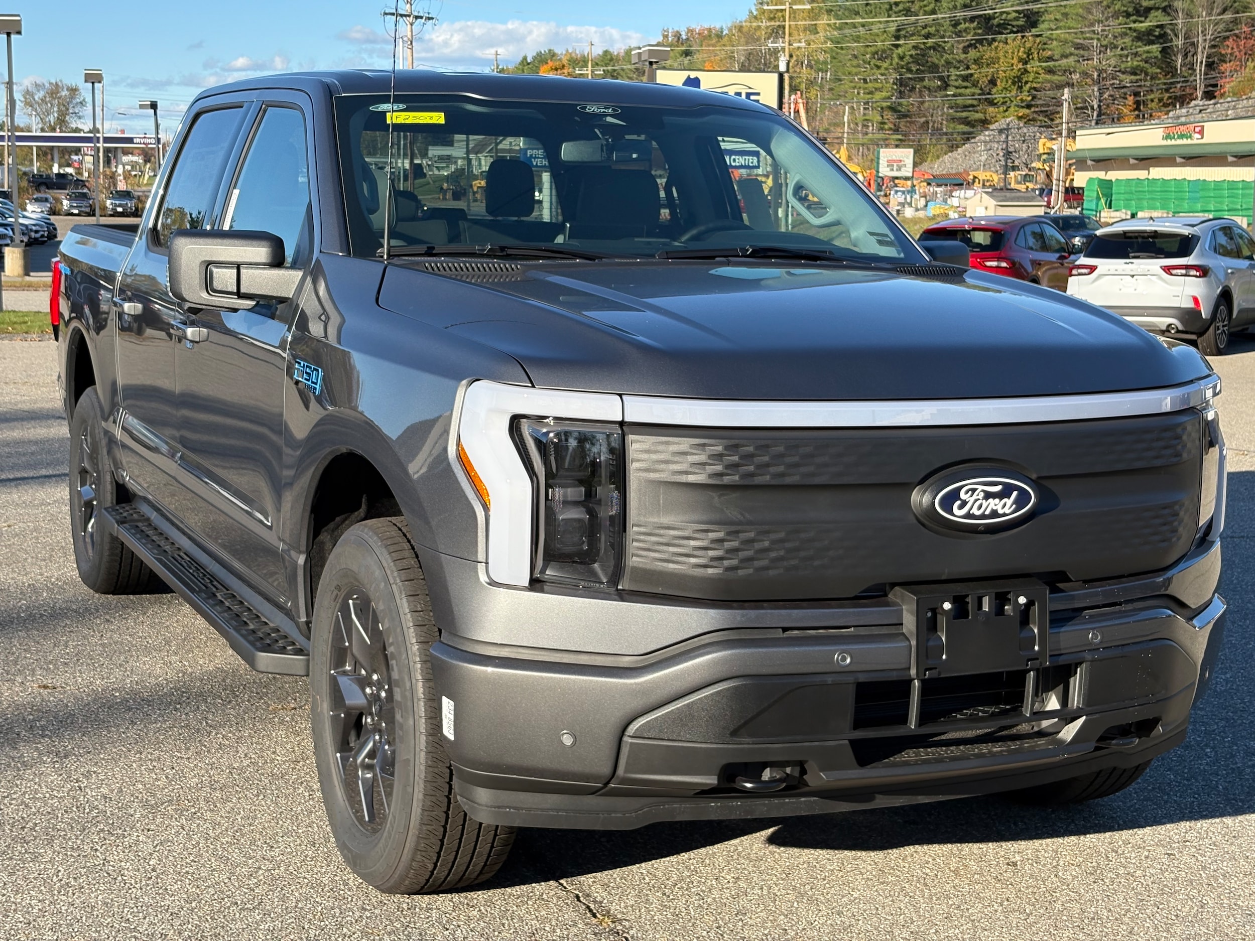 2025 Ford F-150 Lightning Flash's photo