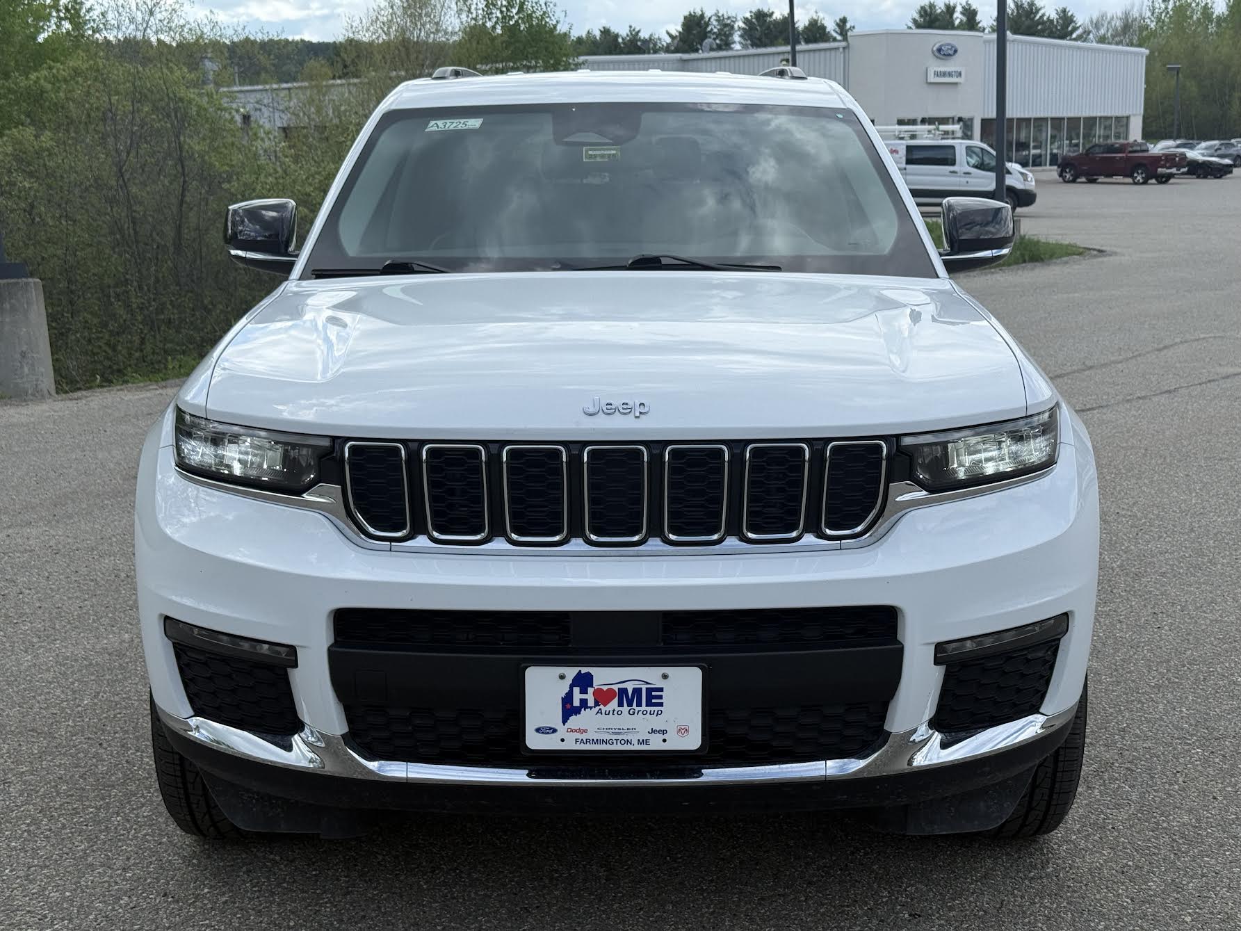 Used 2023 Jeep Grand Cherokee L Limited with VIN 1C4RJKBG3P8881301 for sale in Farmington, ME
