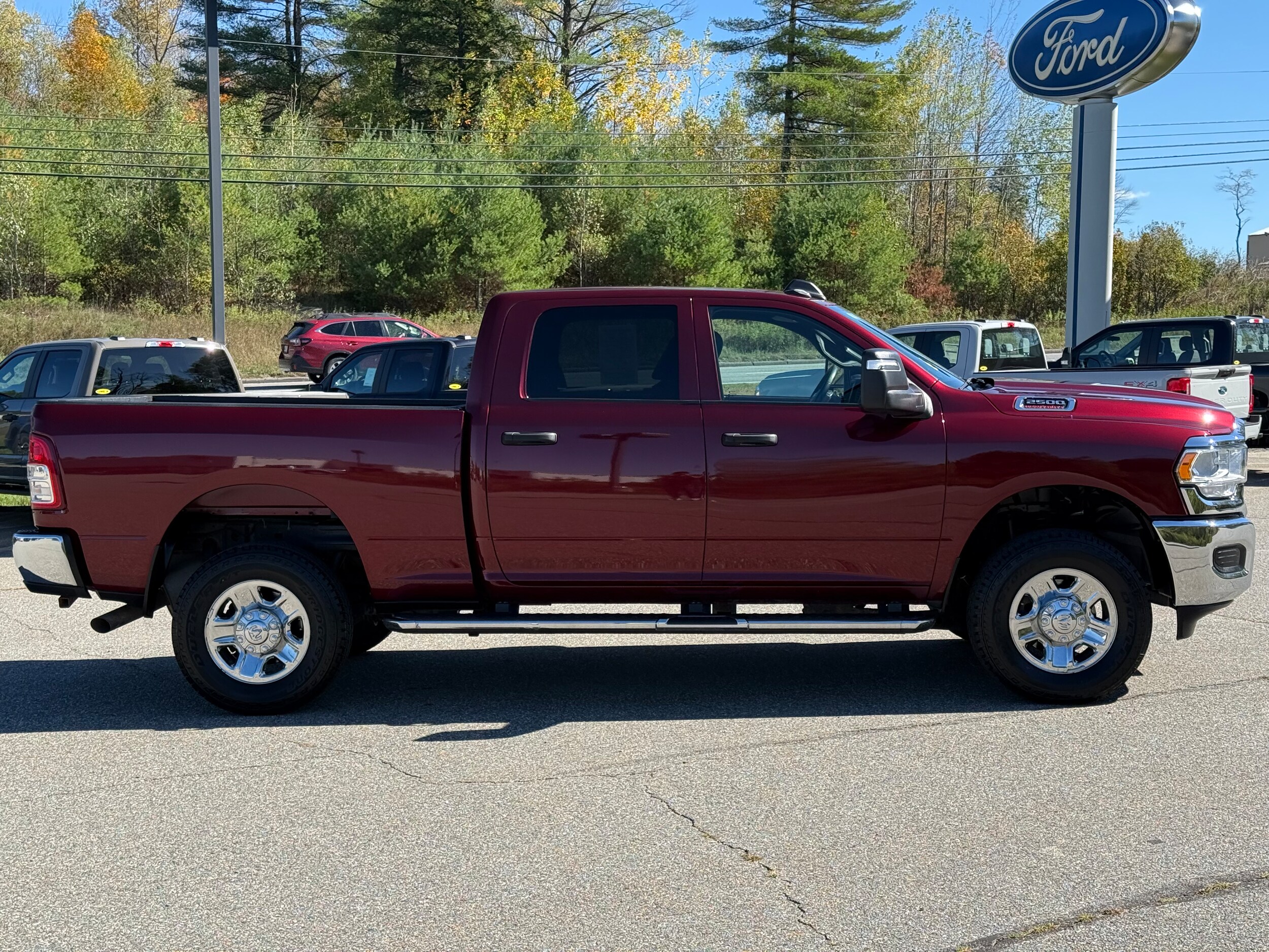 2023 Ram 2500 Tradesman photo 3