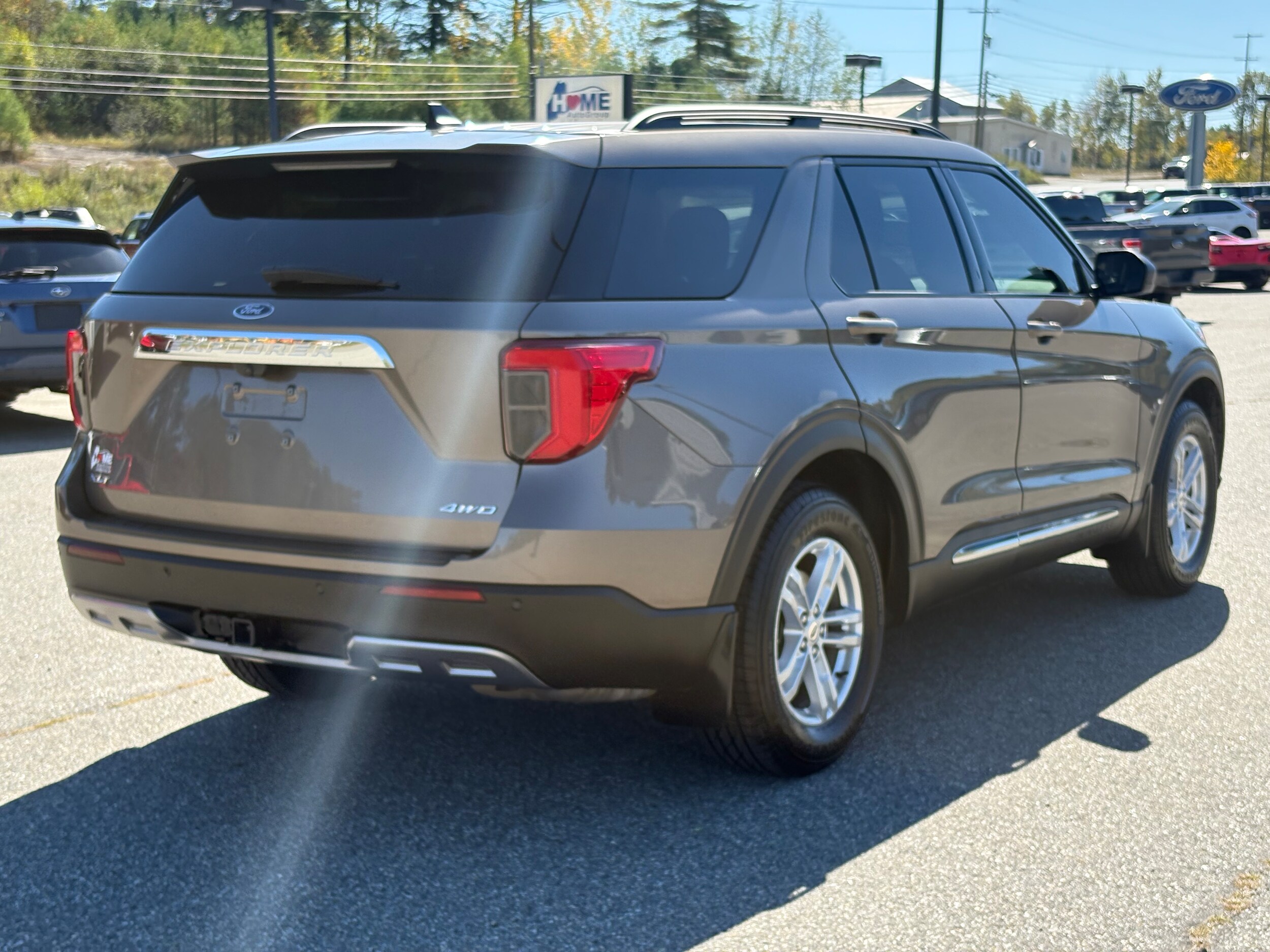 2021 Ford Explorer XLT photo 4