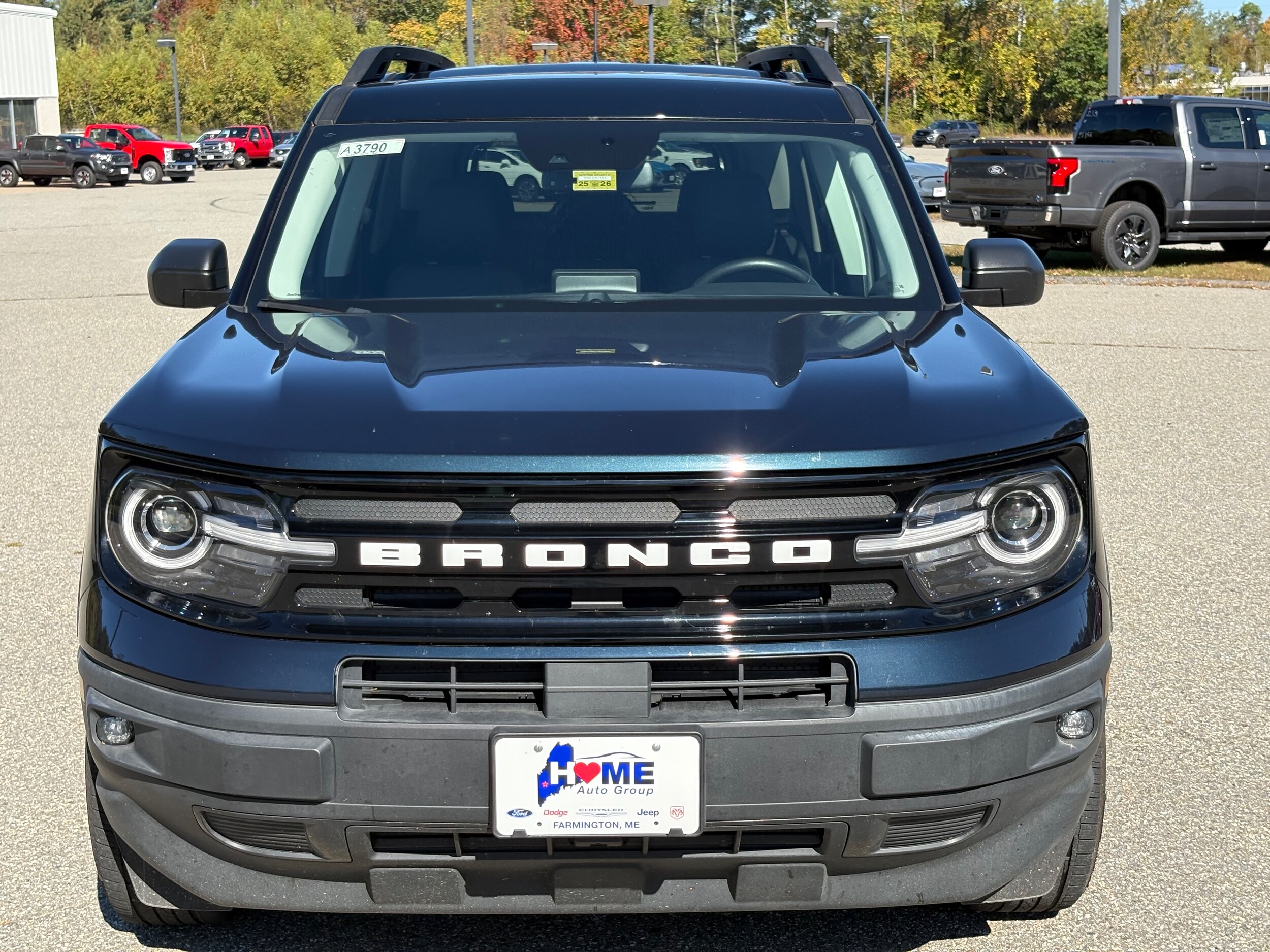 2023 Ford Bronco Sport Outer Banks photo 2