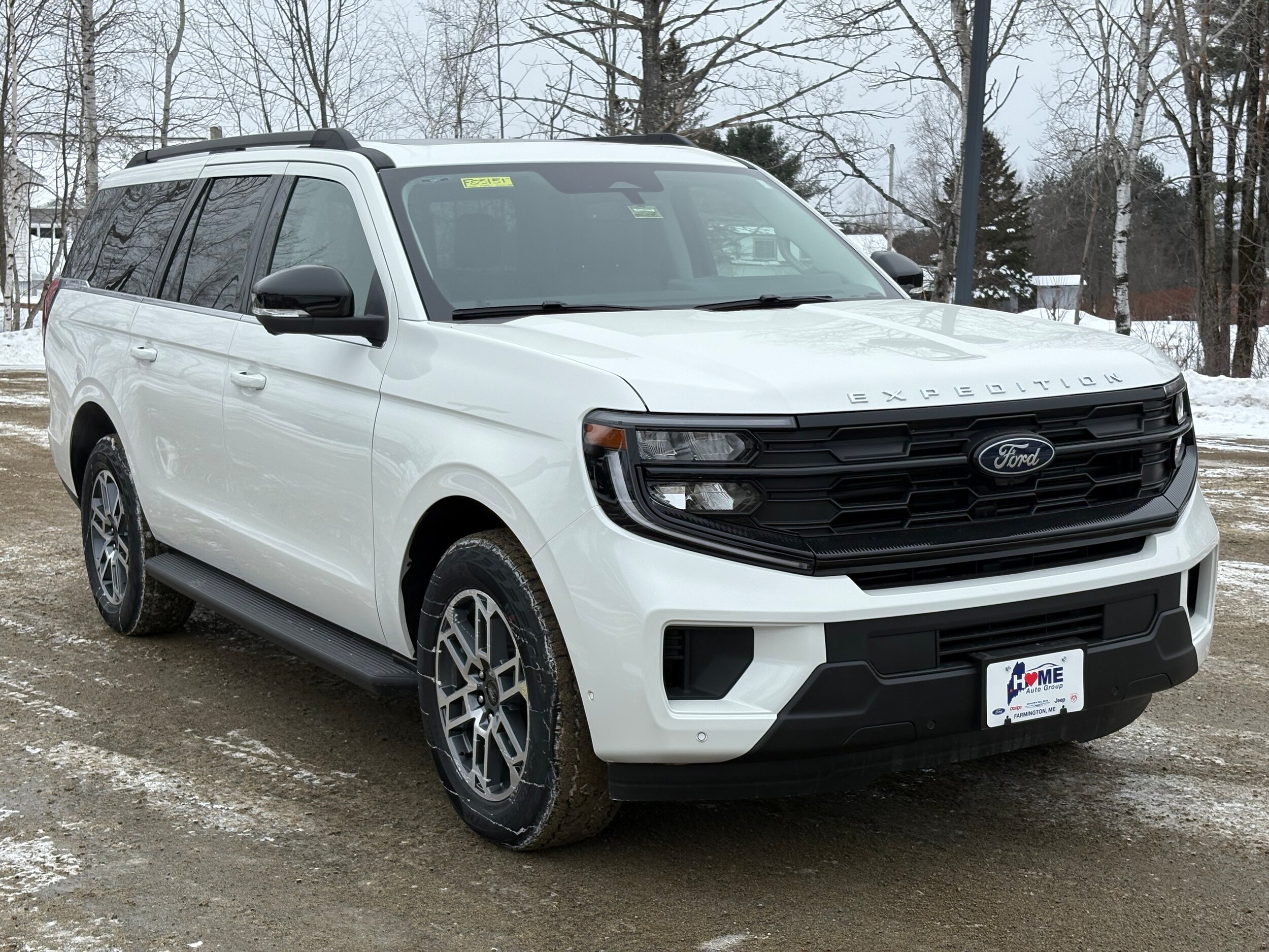 2025 Ford Expedition Active's photo