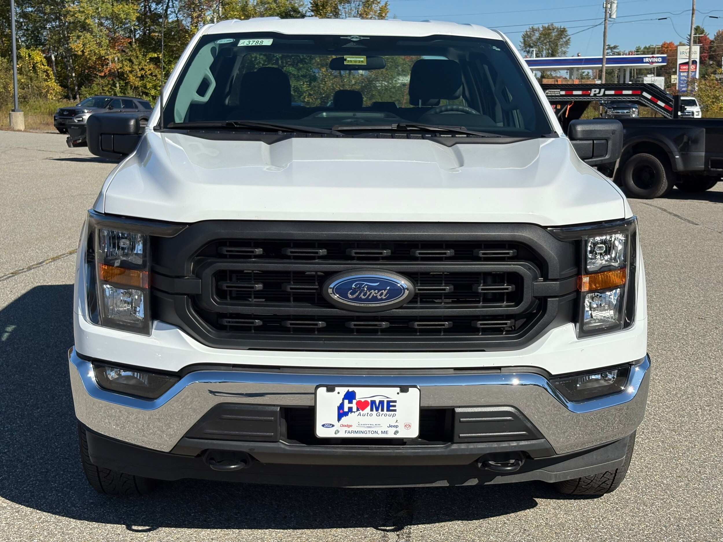 2023 Ford F-150 photo 2