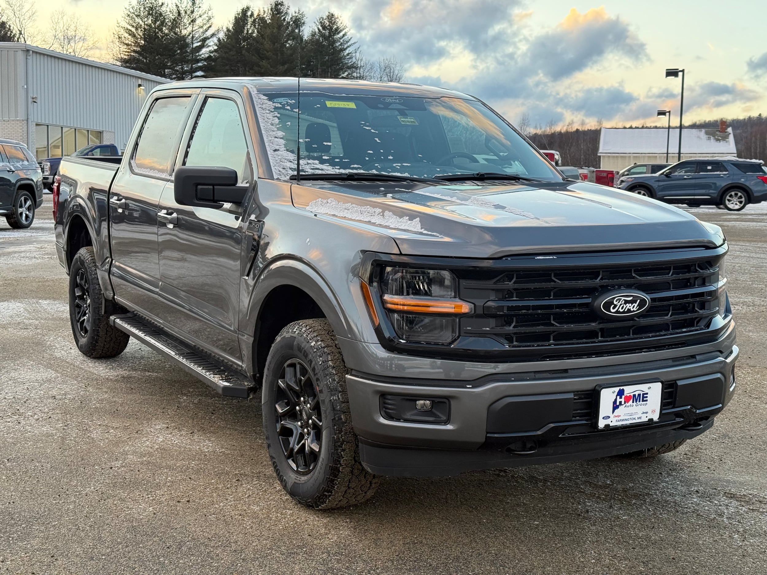 2025 Ford F-150 XLT's photo