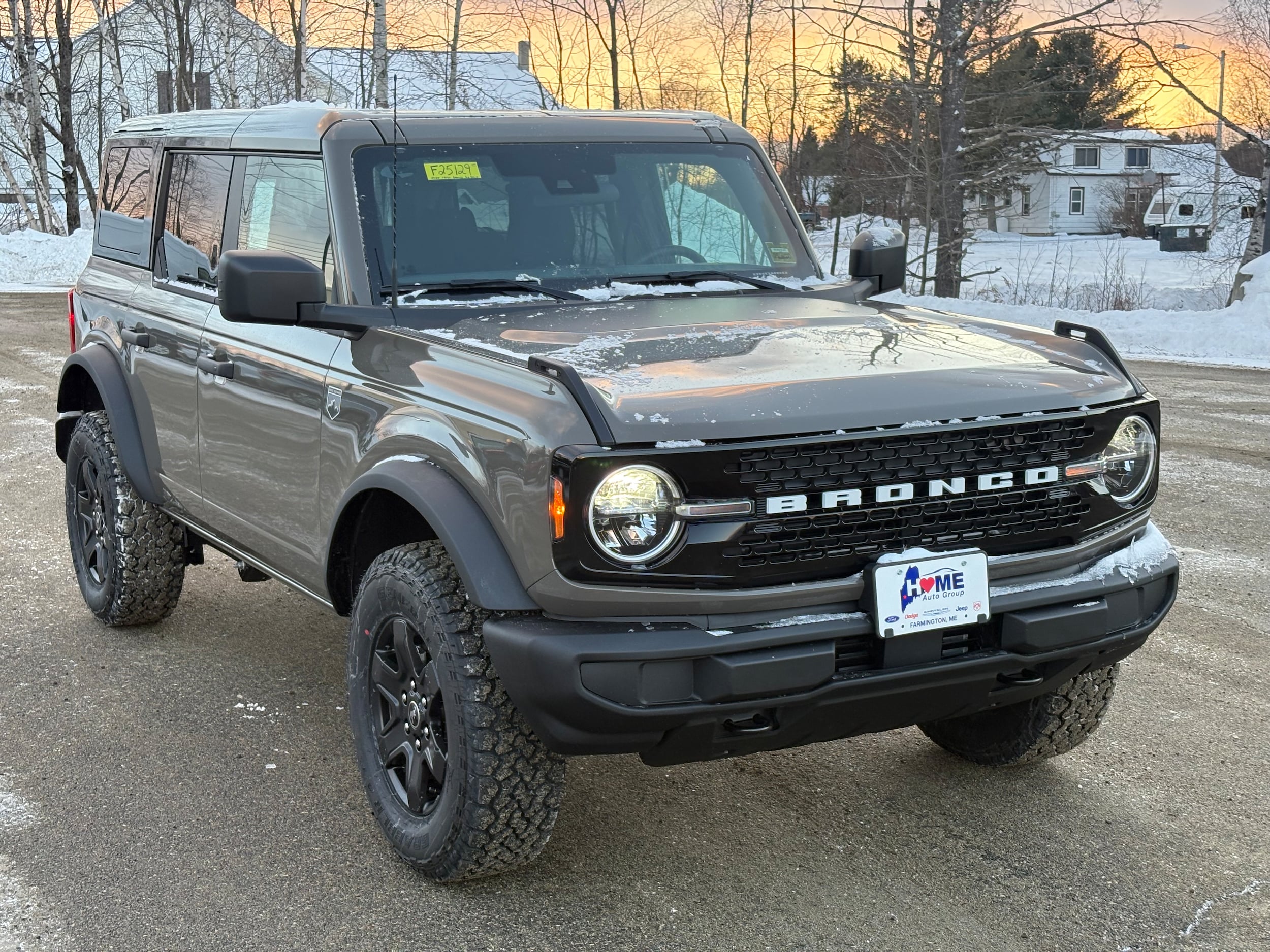 2025 Ford Bronco 4-Door Big Bend's photo