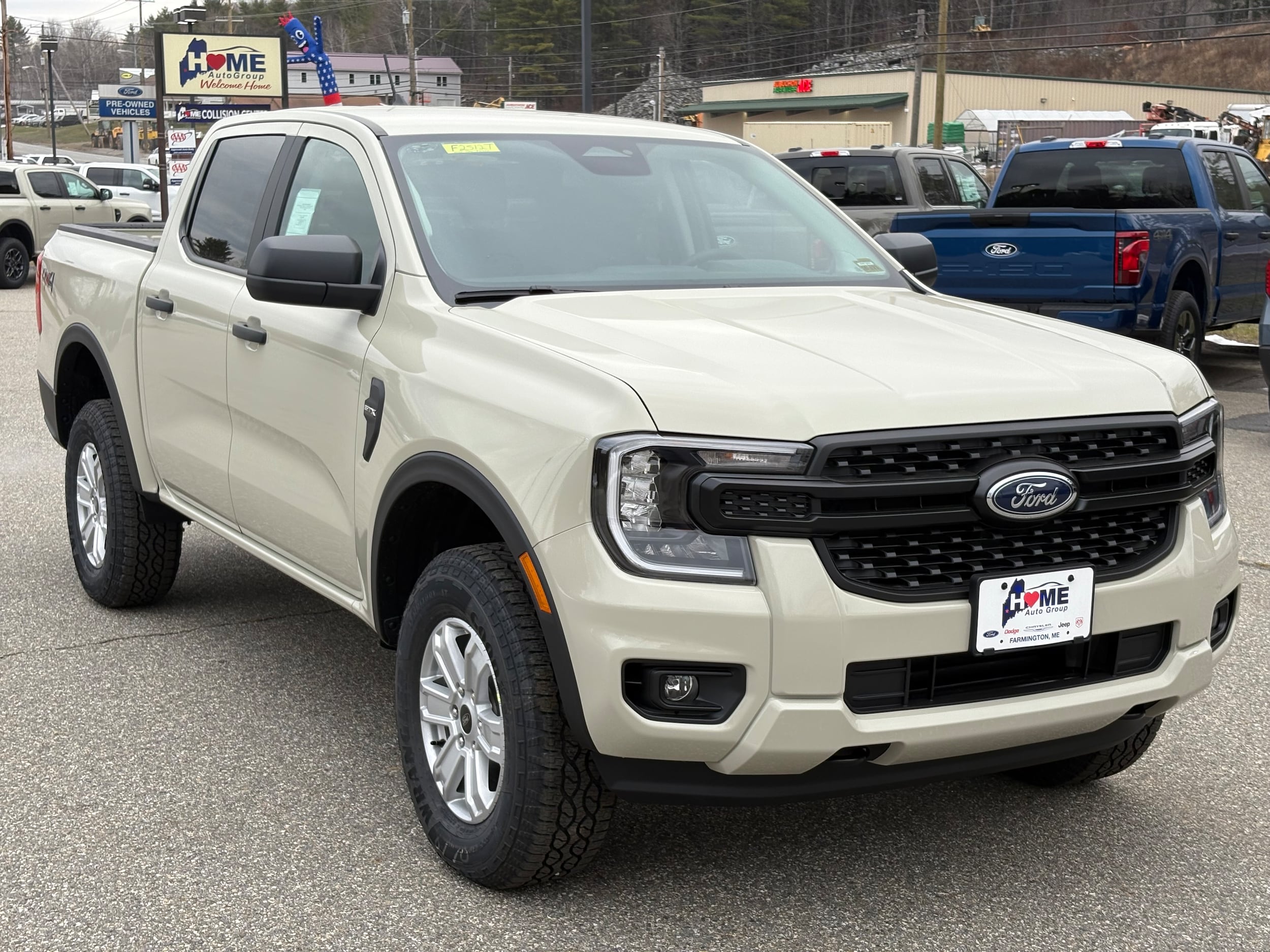 2025 Ford Ranger XL's photo