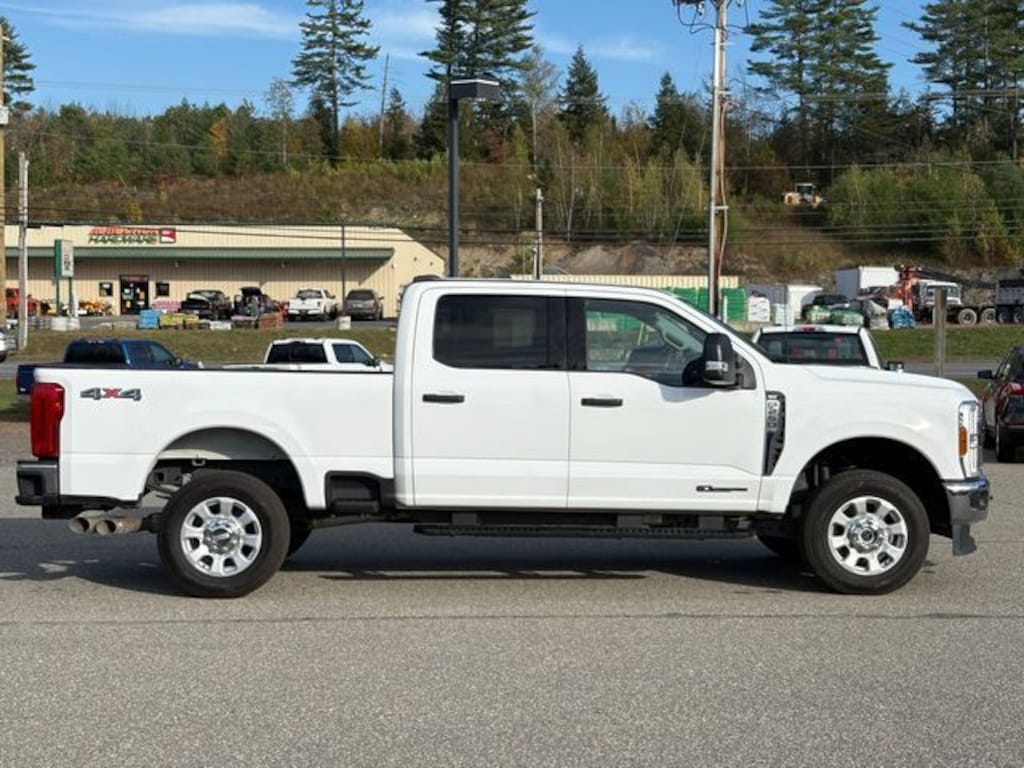 Used 2024 Ford F250 XLT Truck