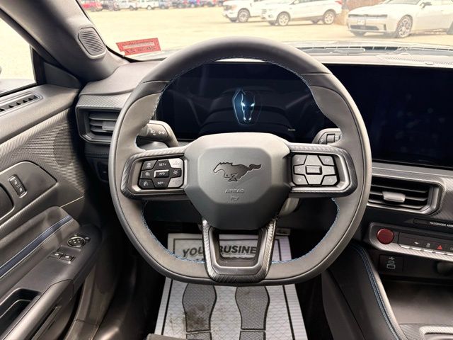 2025 Ford Mustang Dark Horse - Photo 17