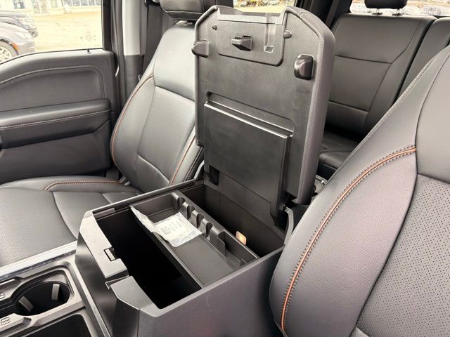 2025 Ford F-350 Super Duty Lariat - Photo 36