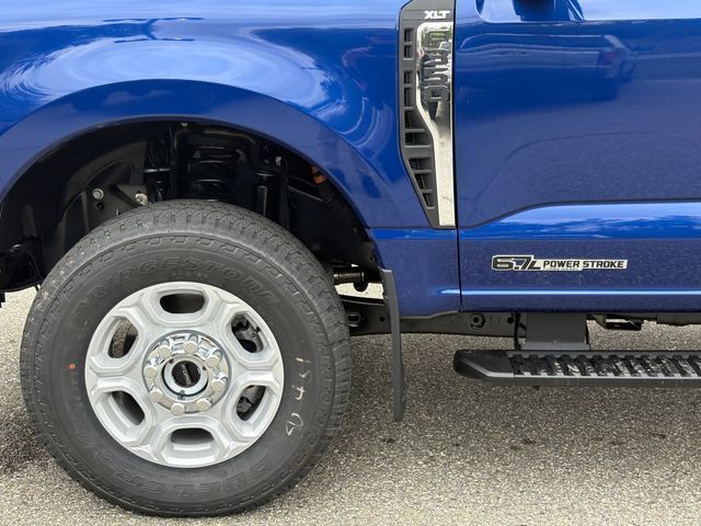 2026 Ford F-350 Super Duty XLT - Photo 7