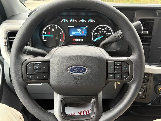 2026 Ford F-350 Super Duty XLT - Photo 12