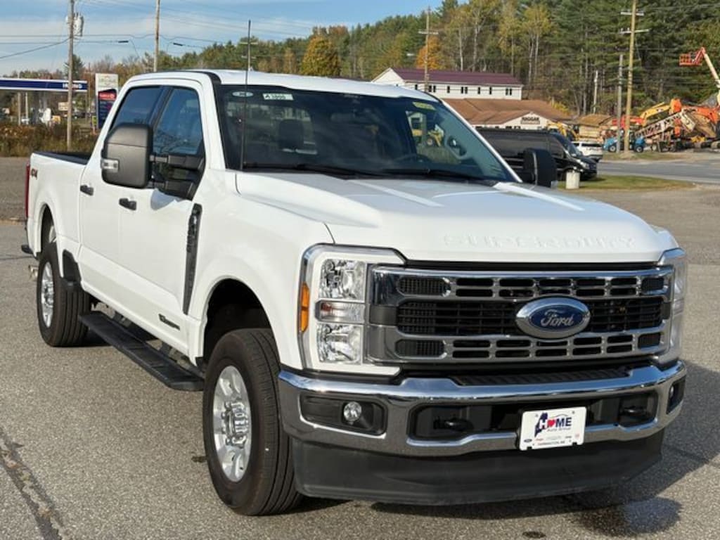 Used 2024 Ford F250 XLT Truck
