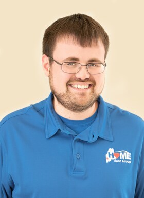 Staff member Michael Burnham from ID_ece325809dd8