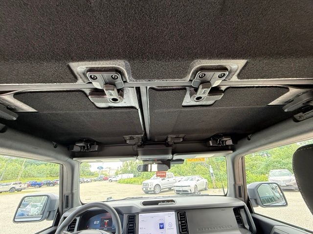 2025 Ford Bronco 4-Door Base - Photo 36