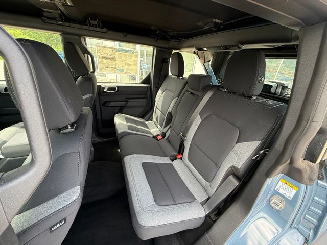 2025 Ford Bronco 4-Door Base - Photo 14