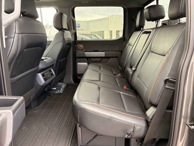 2025 Ford F-350 Super Duty Lariat - Photo 19