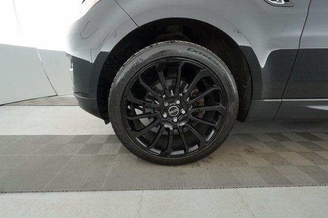 Thumbnail: 2016 Land Rover Range Rover Sport - 31