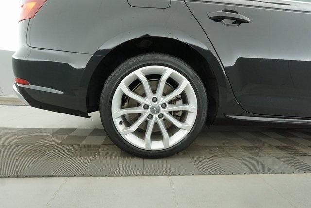 Thumbnail: 2019 Audi A4 - 34