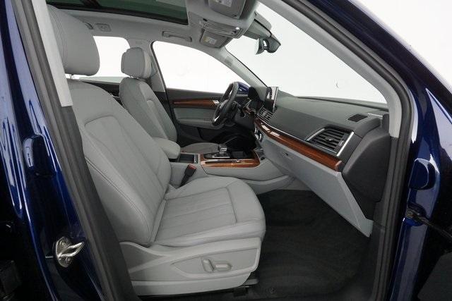 Thumbnail: 2022 Audi Q5 - 20