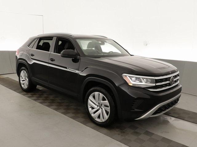 2020 Volkswagen Atlas Cross Sport SE Technology photo 3