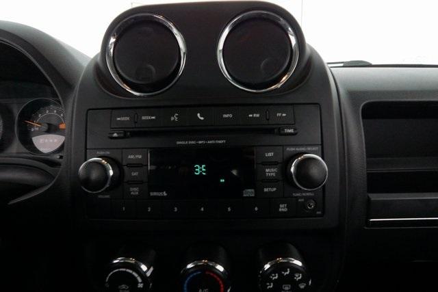 Thumbnail: 2017 Jeep Patriot - 22