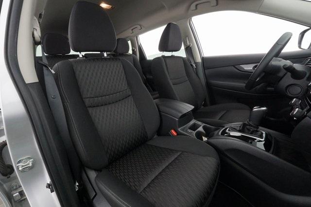 Thumbnail: 2020 Nissan Rogue - 19