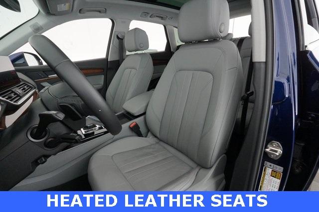 Thumbnail: 2022 Audi Q5 - 4